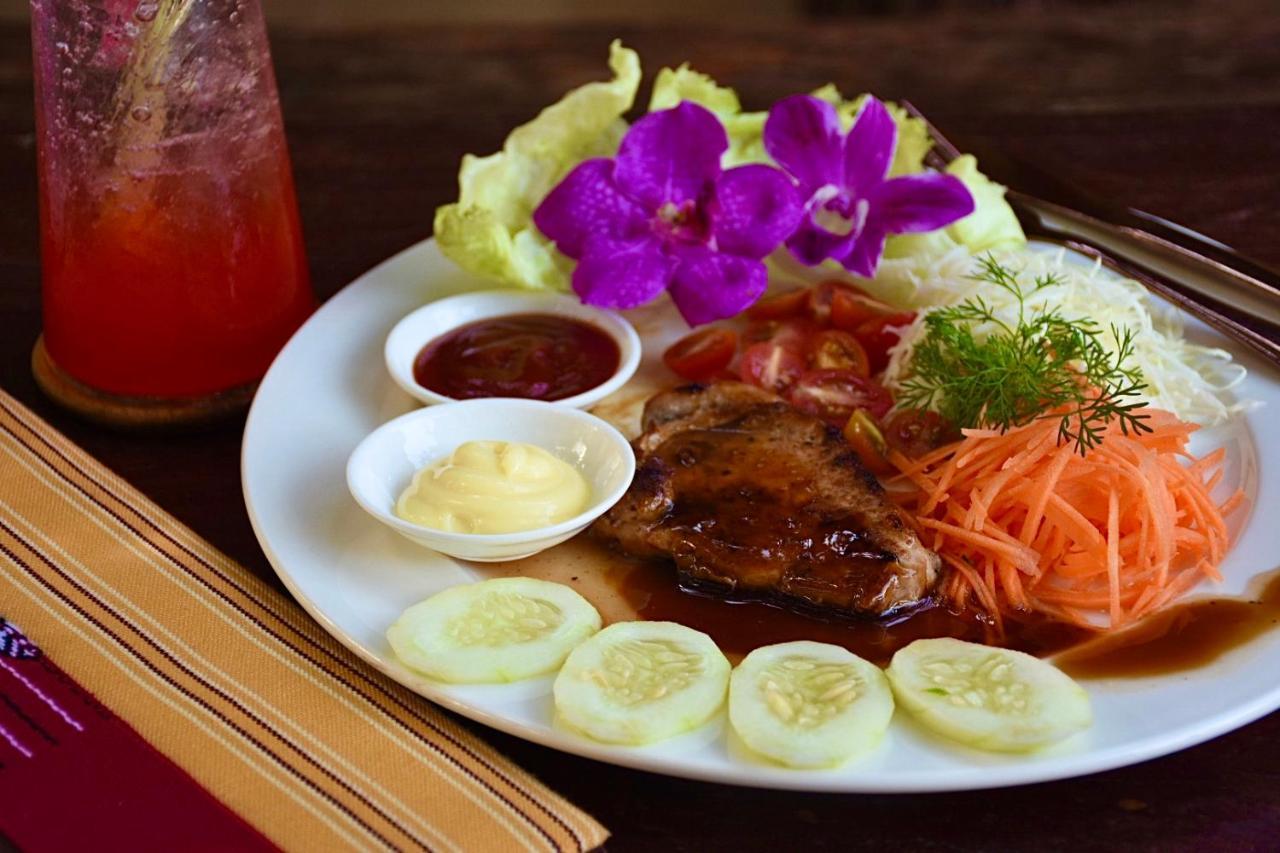 Ban Rai Jai Chaem - Spa Cafe & Homestay Экстерьер фото